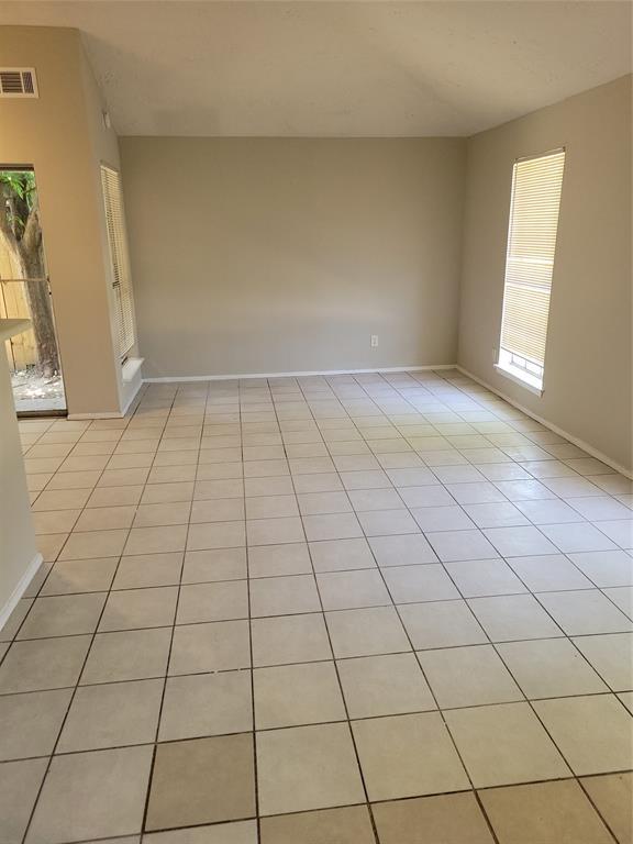 Building Photo - 6721 Greenyard Dr