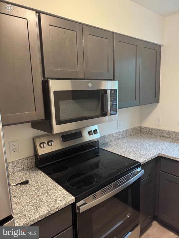 Foto del edificio - 1294 Cooper St