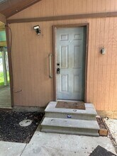 Building Photo - 44210 S Range Rd