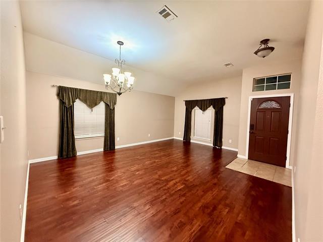 Foto del edificio - 3210 W Glenwood Dr