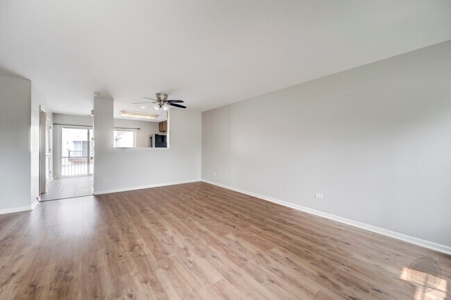 Foto del edificio - 14626 Paul Revere Ln