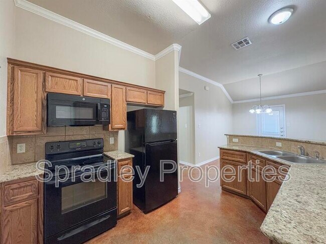 Foto del edificio - 511 B Pepper Spring Ct