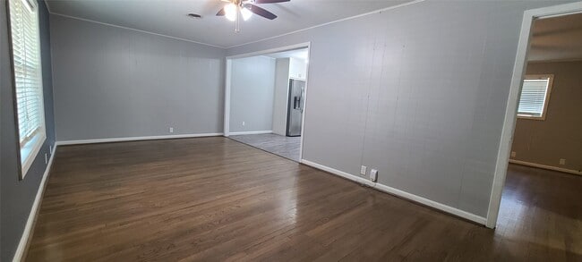 Foto del edificio - 1418 N Roberson St