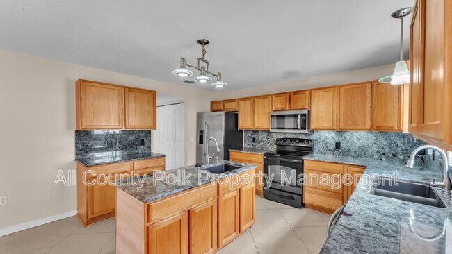 Foto del edificio - 5060 Spanish Oaks Blvd