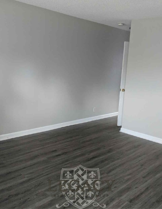 Photo - 736 Holder Dr Townhome