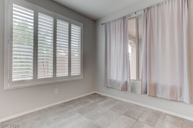 Foto del edificio - 5641 Sagamore Canyon St