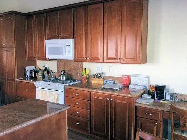 Foto del edificio - 10665 Cherry Hills Dr