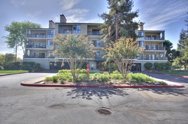 Building Photo - 2200 Agnew Rd