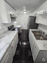 Building Photo - 282 S Princeton Ave