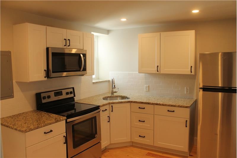 Foto principal - 4928 Kingsessing Ave