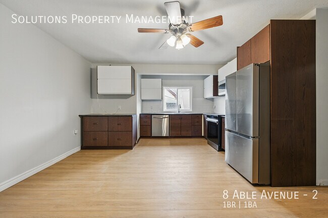 Photo du bâtiment - **PRIVATE 1 BED/1BATH 2ND FLOOR UNIT CLOSE TO ALL AMENITIES**