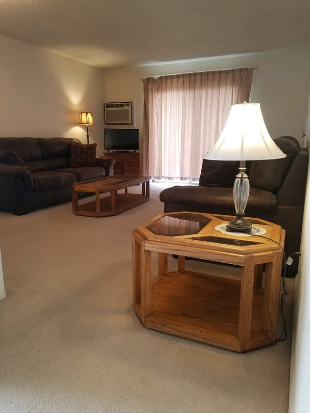 Foto principal - 64 12th St