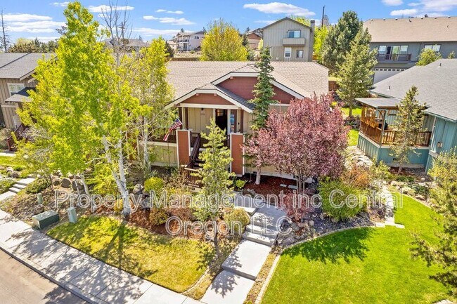 Building Photo - 3532 SW Salmon Ave