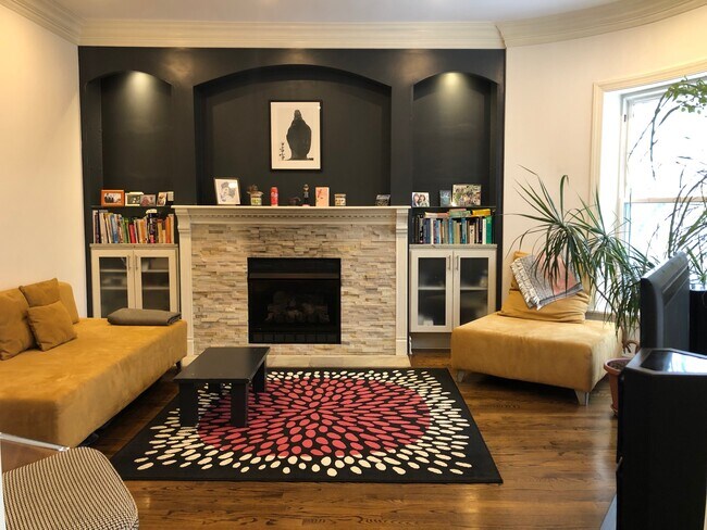 Foto del edificio - 4632 N Kenmore Ave