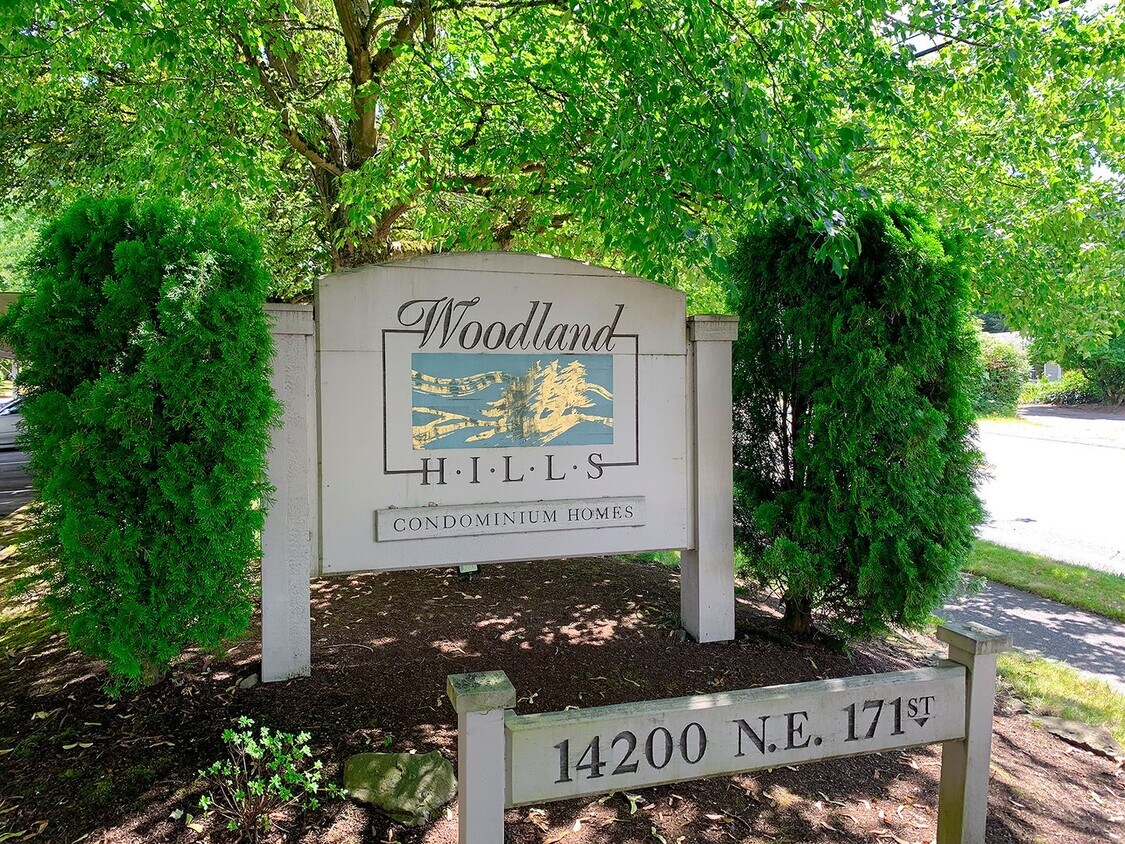 Woodland Hills Two Bed 2 Bath Condo - Woodland Hills Two Bed 2 Bath Condo