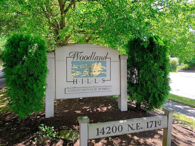 Woodland Hills Two Bed 2 Bath Condo - Woodland Hills Two Bed 2 Bath Condo
