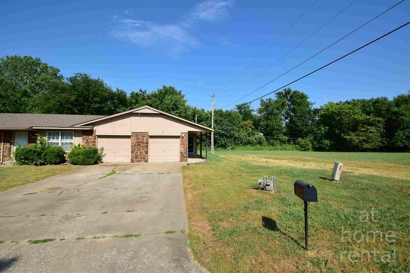 14025 S 287th E Ave, Coweta, OK 74429 Condo for Rent in Coweta, OK