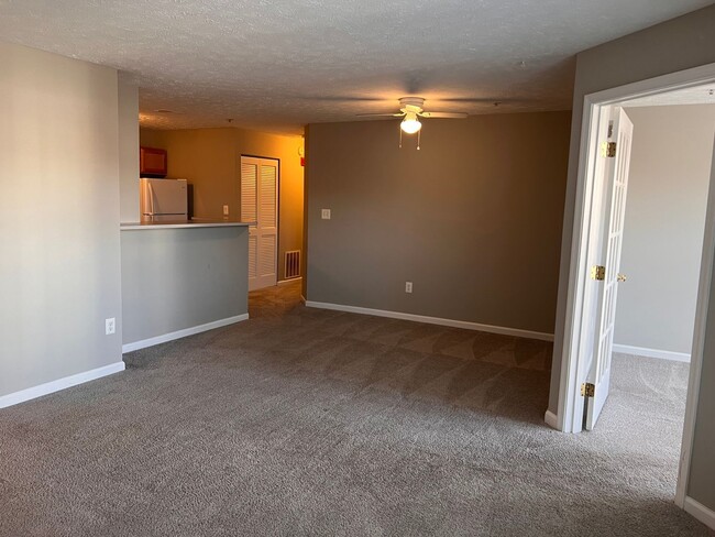 Foto del edificio - Charming 2BR Condo in Odenton