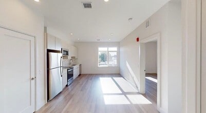 Building Photo - 959 Dorchester Ave