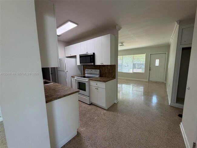 Foto del edificio - 980 W 53rd Terrace