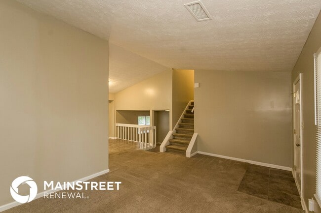 Building Photo - 5217 Scarbrough Ln