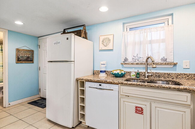 Building Photo - 770 Sundial Ct