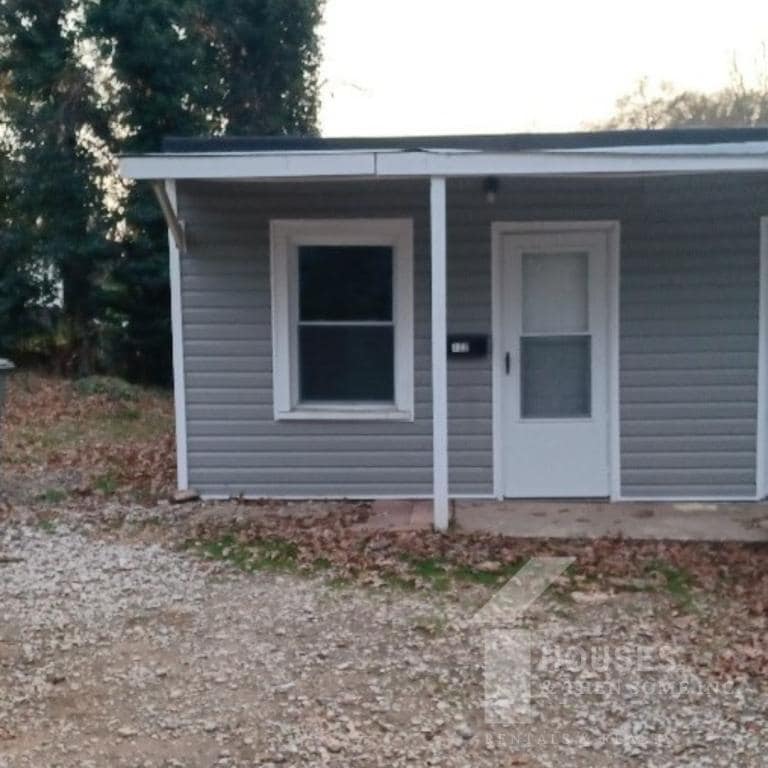 Foto principal - 122 Owens St