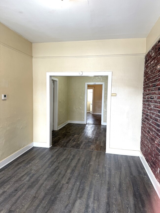 Building Photo - 5019 /5021 26th Ave