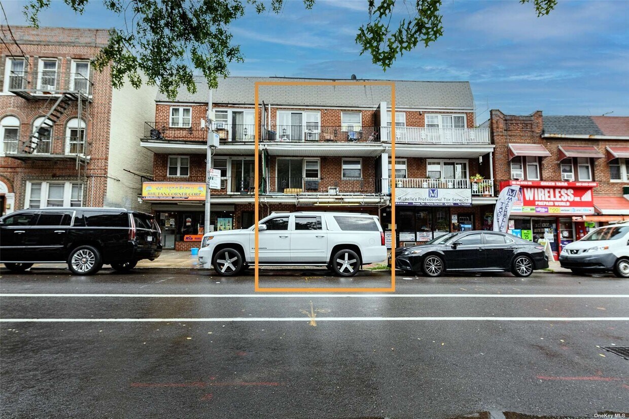 Primary Photo - 45-47-47 47th St