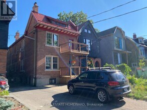 Building Photo - 15 Simpson Ave