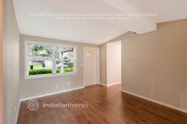 Building Photo - 306 Amana Ave
