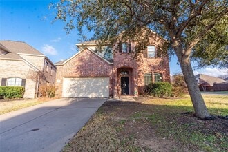 Building Photo - 2505 Vista Oaks Dr