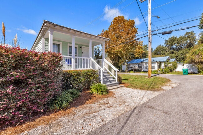 Photo - 171 Paradise Ave House