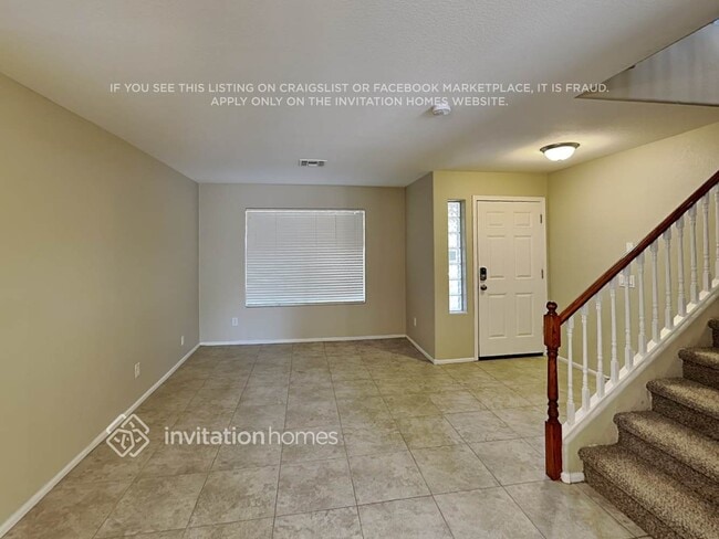 Building Photo - 785 E Beargrass Pl