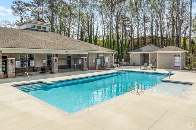 Piscina estilo resort - Candler Reserve