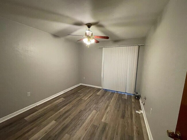 Foto del edificio - 2210 SW 70th Terrace