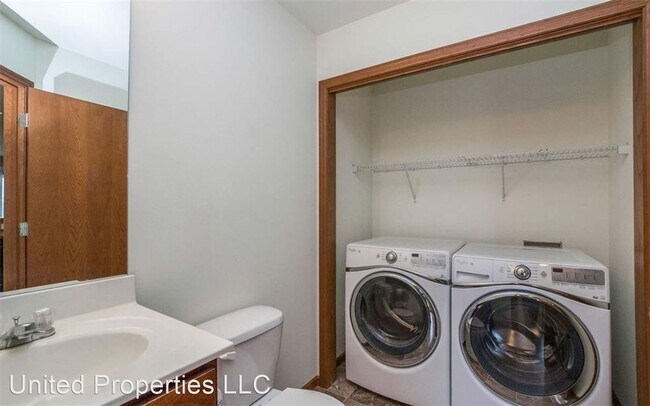 Building Photo - 2 br, 2 bath House - 2910 Samuel Ct SW Unit C