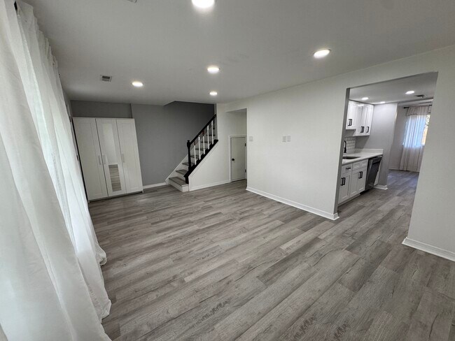 Foto del edificio - 5585 Hecate Ct