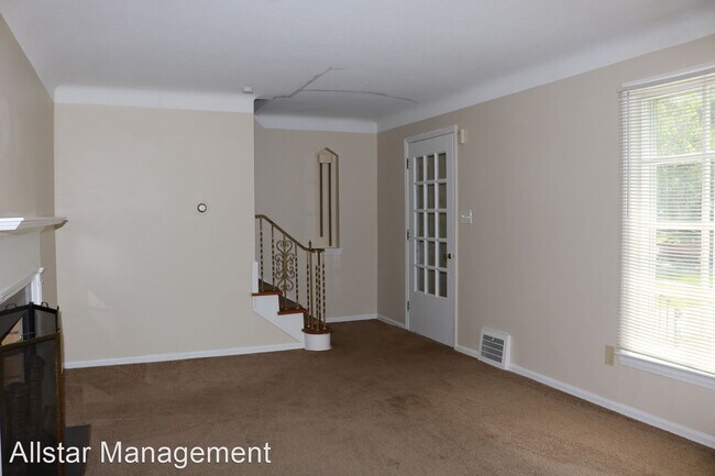 Foto del edificio - 3 br, 1 bath House - 5095 Edenhurst Rd