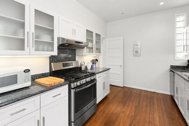 Foto del edificio - 2377 Jackson St