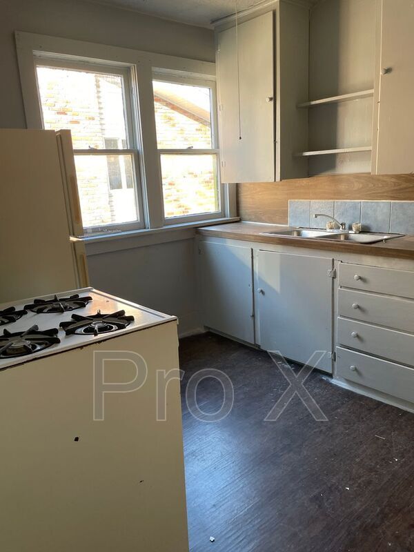Foto del edificio - 349 S Wood St
