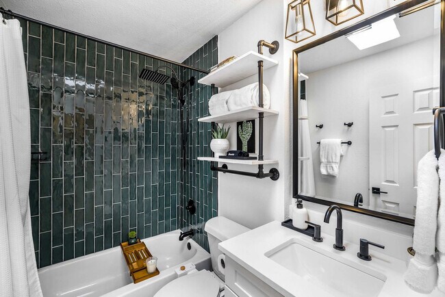 Foto del edificio - 3806 Southridge Dr
