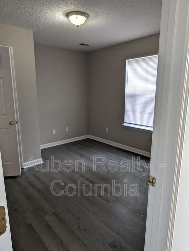 Building Photo - 220 Wynn Way