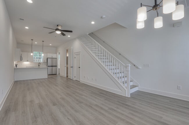 Building Photo - 2022 Morrison Ridge Dr