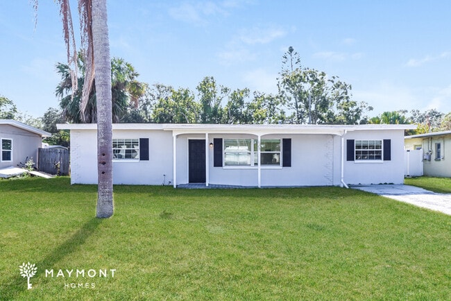 Building Photo - 3290 Hillsdale Ave