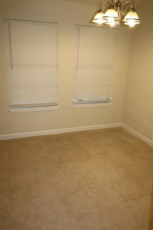 Building Photo - 9846 Sagepike Dr