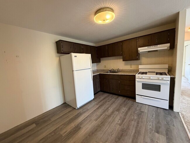 Foto del edificio - 134 Mammoth Rd