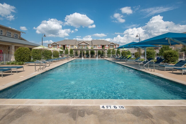 Foto del edificio - Estates Of Richardson