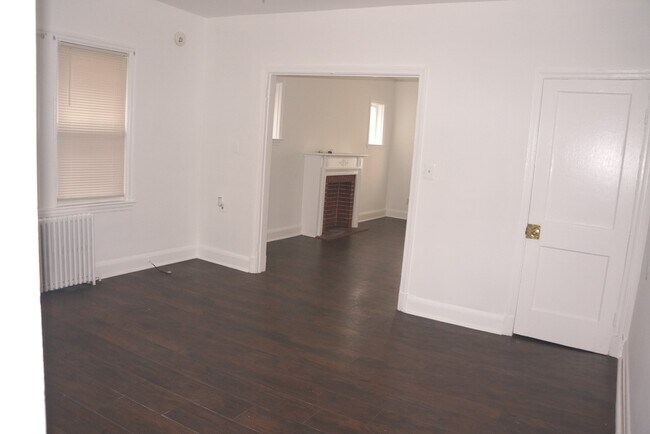 Living Room - 5633 Ready Ave