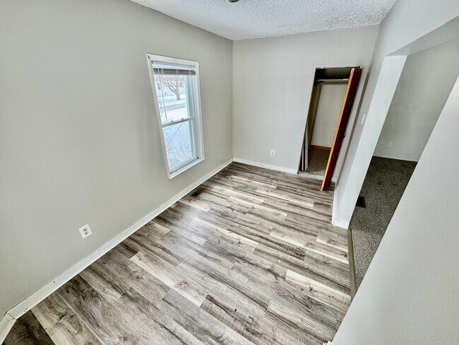 Foto del edificio - 30556 Lanan Rd